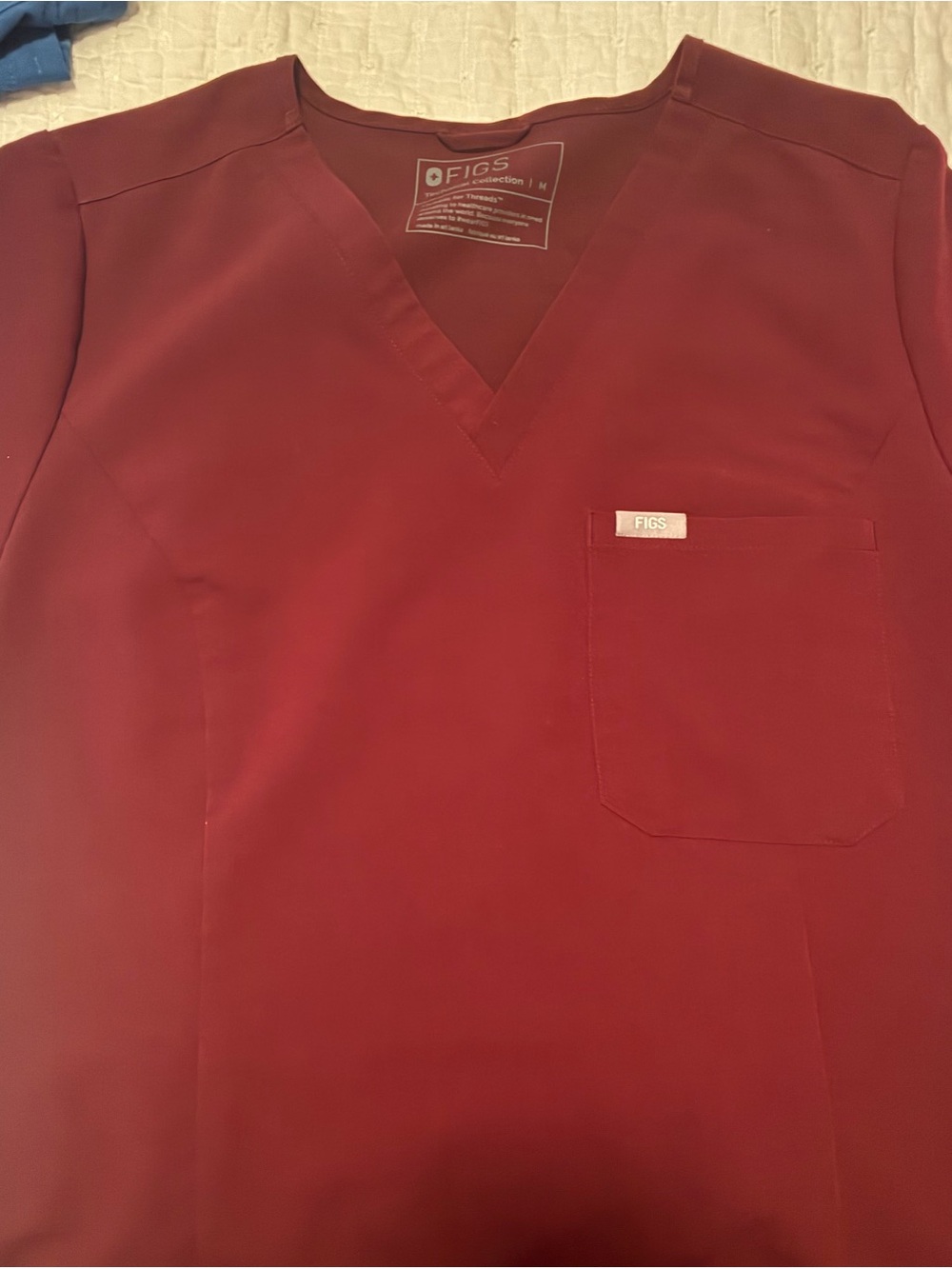 Figs Women’s V-Neck Top and Jogger Pant in Burgundy Red